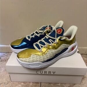 Under Armour Curry Flow 11 Champion Mindset 3026617-300 Basketball Size 14-17